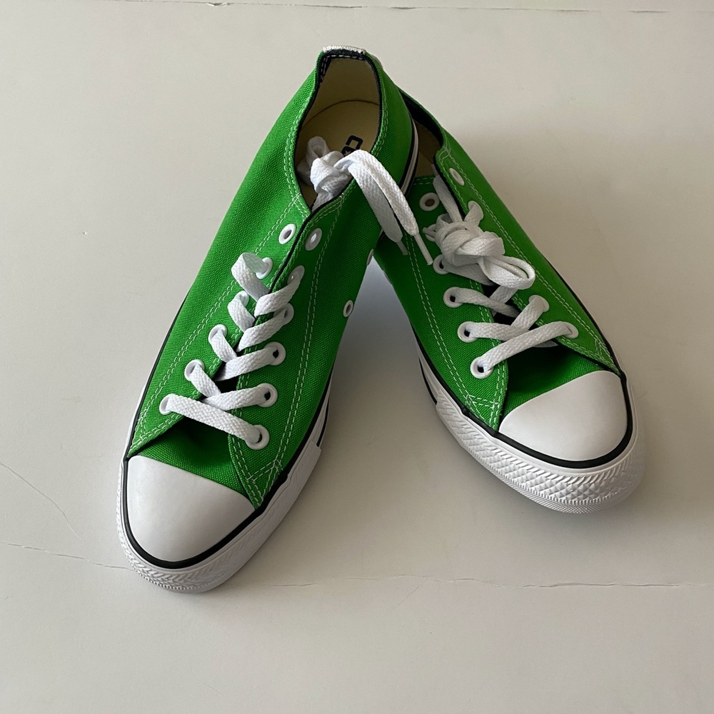 Customized Converse All Star “FNB”